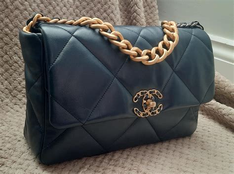 chanel 19 bag yupoo|Long Review: Chanel 19, Navy, 30cm from TS Talewest (Linda).